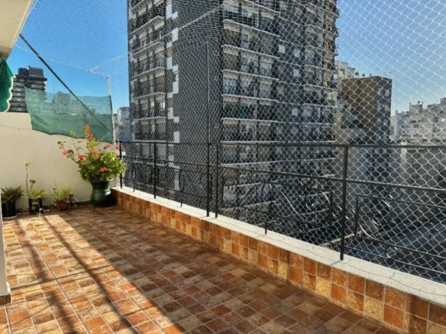 Departamentos, pisos y semipisos en Venta — Entre Rios 1996