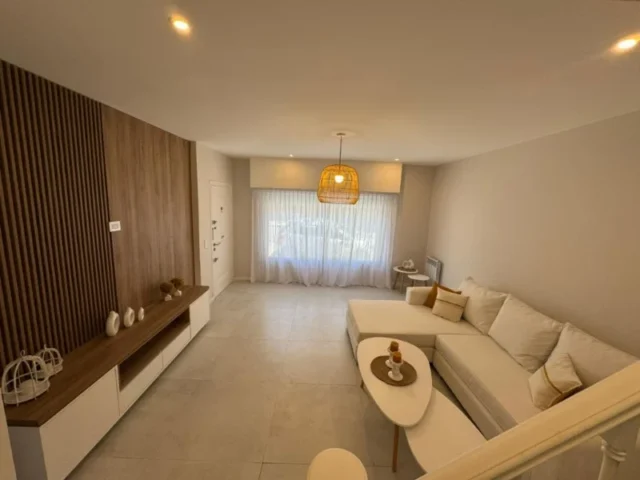 Casas, chalets en Venta — Lamadrid 2732