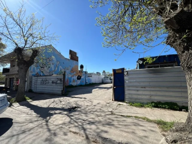 Lotes y terrenos en Venta — 3 de Febrero 4445