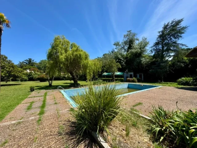 Casas, chalets en Venta — San José de Calasanz 2565