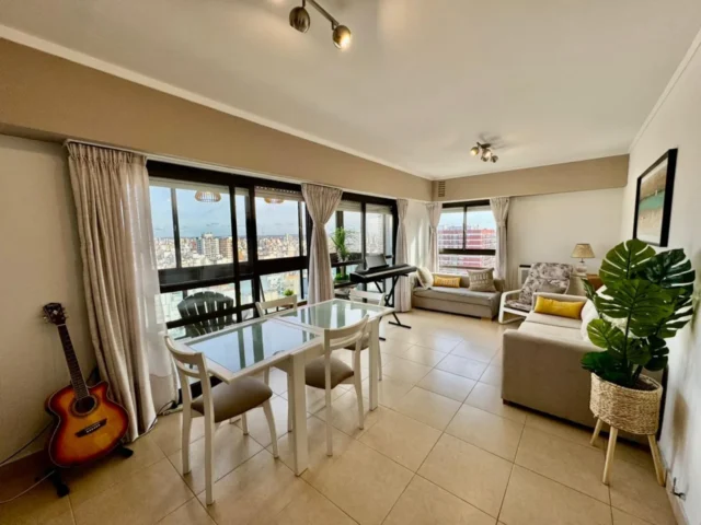 Departamentos, pisos y semipisos en Venta — Av Luro 2369