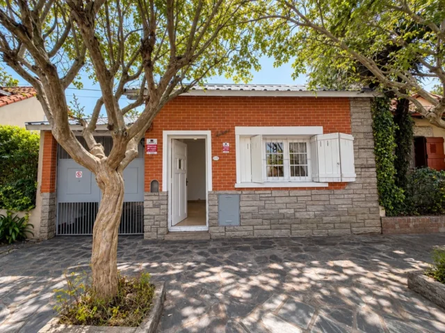 Casas, chalets en Venta — Paunero 3219
