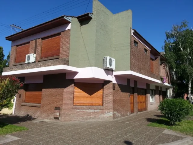 Dúplex en Venta — Calle 23 esq. 24