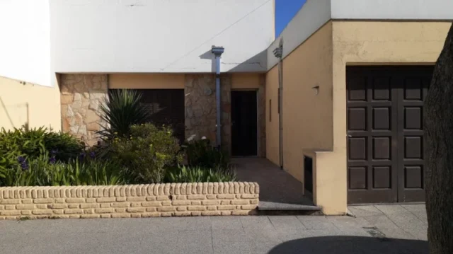 Casas, chalets en Venta — Calle 30 e/ 17 y 19