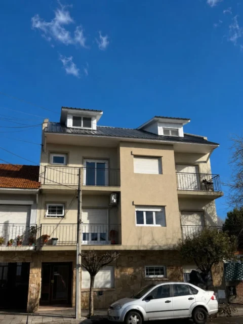 Departamentos, pisos y semipisos en Venta — necochea y san juan