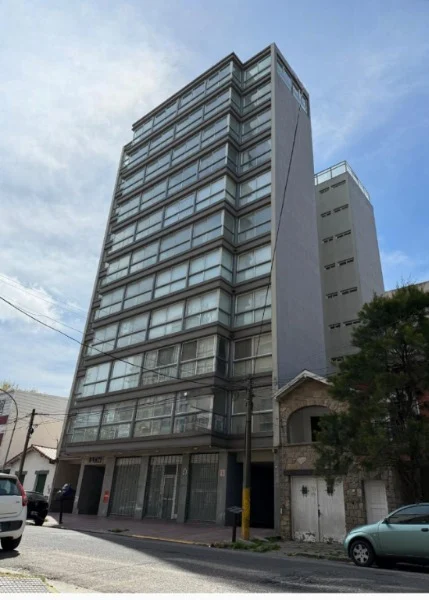 Departamentos, pisos y semipisos en Venta — chacabuco 3241