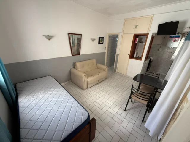 Departamentos, pisos y semipisos en Venta — Maipu 3271