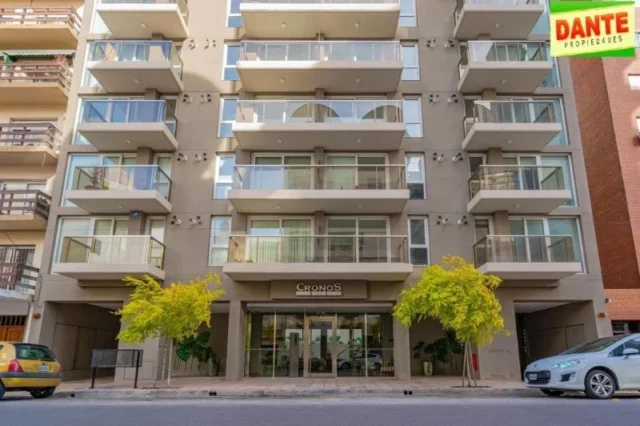 Departamentos, pisos y semipisos en Venta — Balcarce 3160