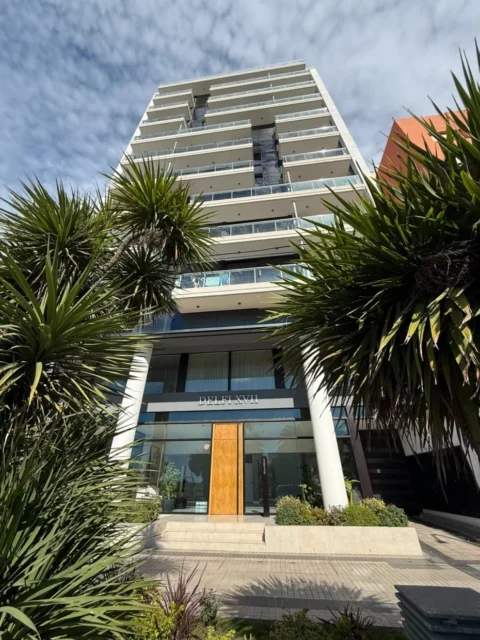 Departamentos, pisos y semipisos en Venta — Av. libertad 3050