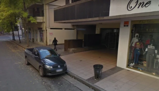 Cocheras y garages en Alquiler — MITRE 1800