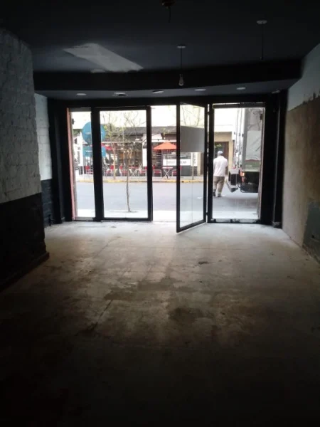 Locales en Venta — BELGRANO  2200