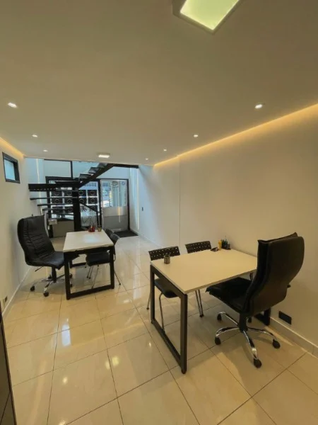 Locales en Venta — DIAGONAL ALBERDI SUR 2300