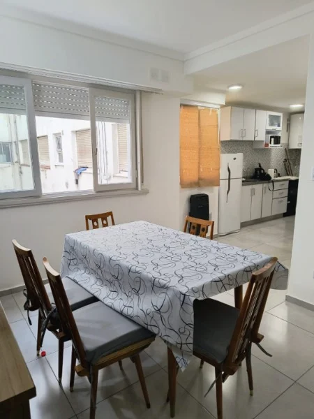 Departamentos, pisos y semipisos en Alquiler Temporario — BELGRANO 2200
