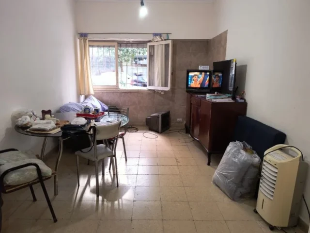 Departamentos, pisos y semipisos en Venta — YRIGOYEN 1200