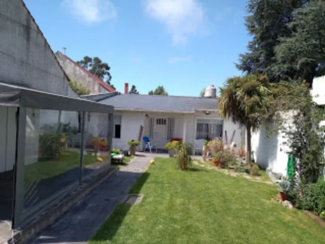 Casas, chalets en Venta — Gutemberg 2222