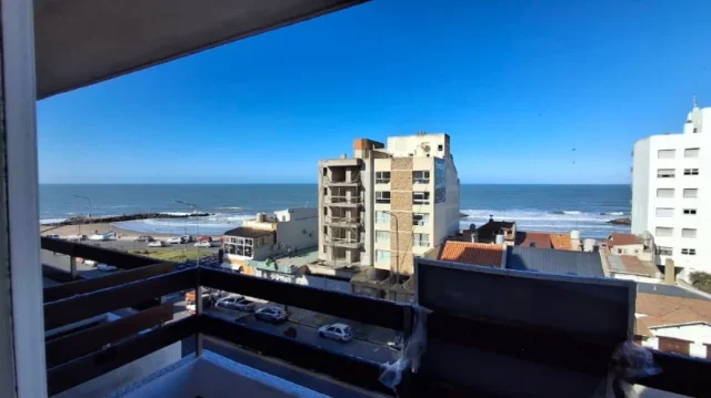 Departamentos, pisos y semipisos en Venta — Independencia 555
