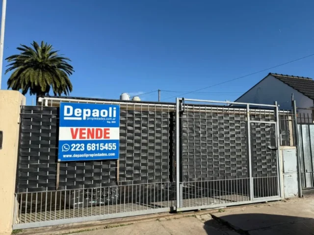 Casas, chalets en Venta — Cd. de Dolores 2464