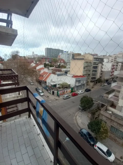 Departamentos, pisos y semipisos en Alquiler — 3 de febrero 2711