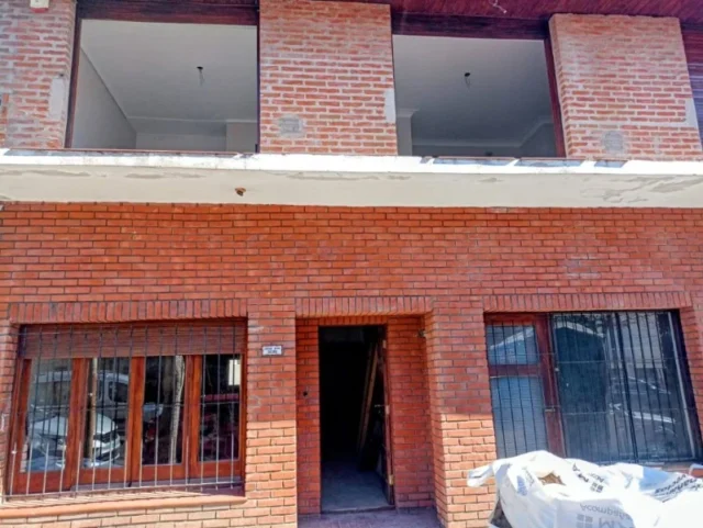 PH en Venta — Entre Rios 3081