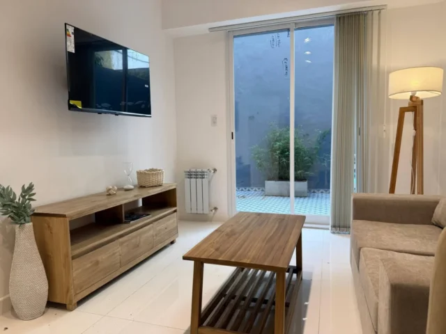 Departamentos, pisos y semipisos en Venta — Sarmiento 2350