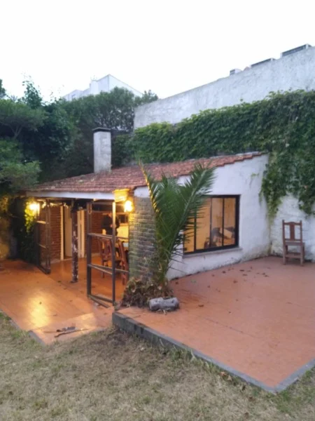Casas, chalets en Alquiler Temporario — FALUCHO 1133