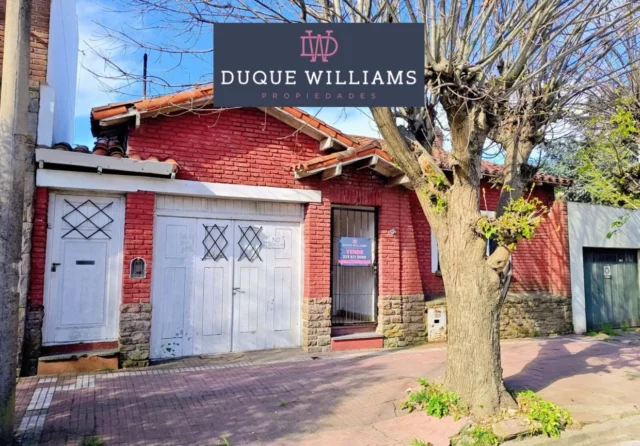 Casas, chalets en Venta — Primera Junta 3425