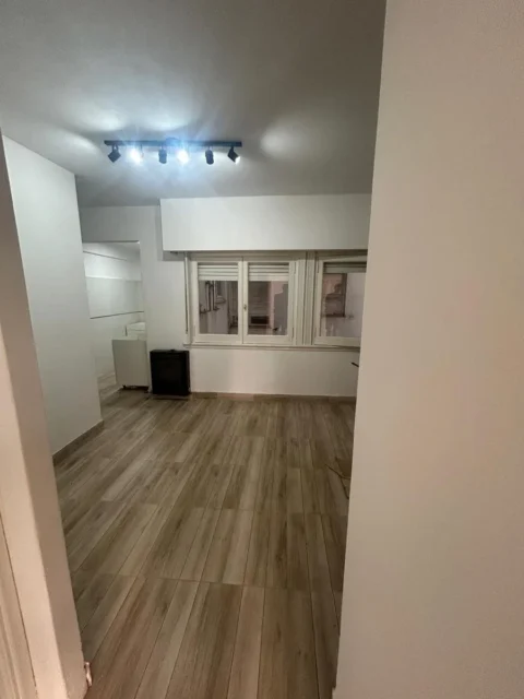 Departamentos, pisos y semipisos en Venta — Las Heras 2300