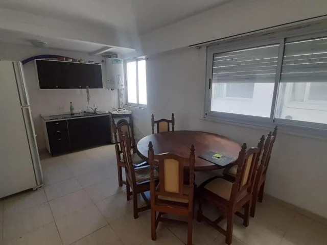 Departamentos, pisos y semipisos en Venta — Independencia 1100