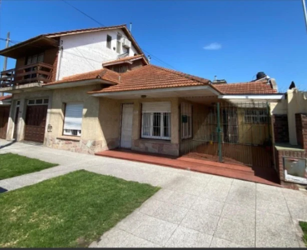 Casas, chalets en Venta — Napoles 5616