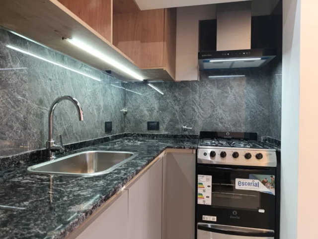 PH en Venta — Esquiú 900