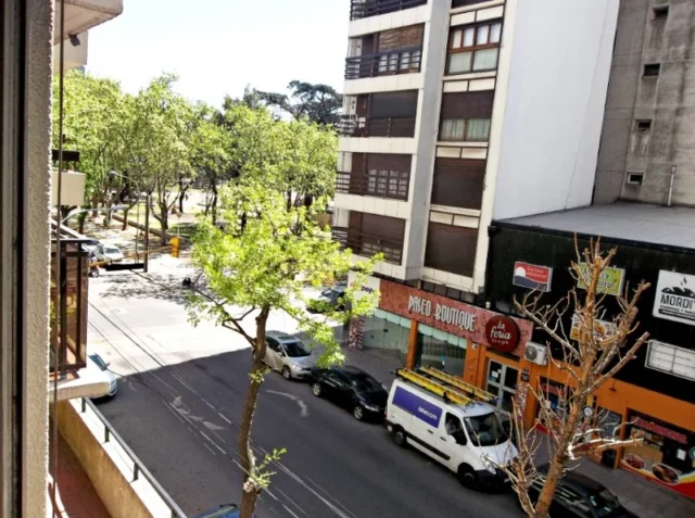 Departamentos, pisos y semipisos en Venta — Falucho 2682