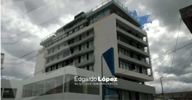 Departamentos, pisos y semipisos en Venta — Av. Kelly