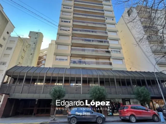 Departamentos, pisos y semipisos en Venta — Alberti 2359