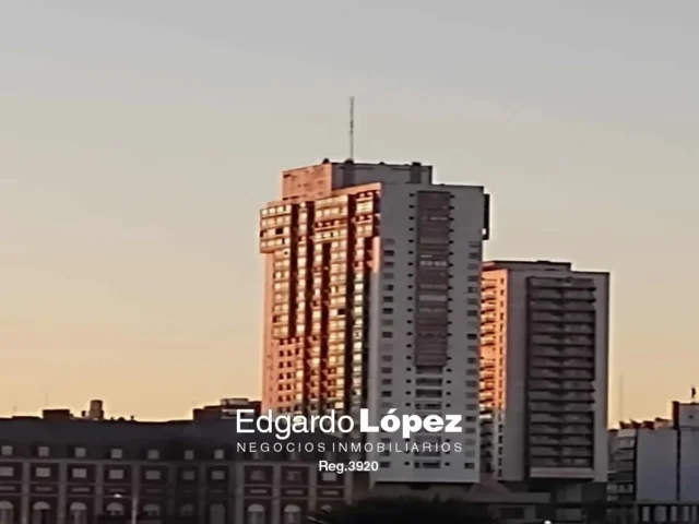 Departamentos, pisos y semipisos en Venta — San Martin 2210