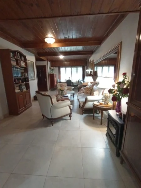 Casas, chalets en Venta — Manuela Pedraza 1846