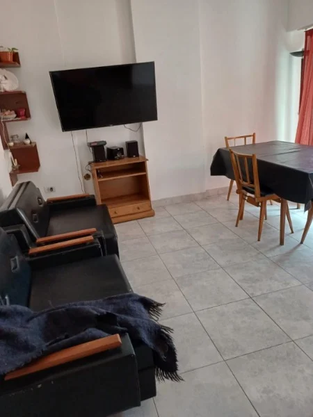 Departamentos, pisos y semipisos en Venta — Av. Colón 1954