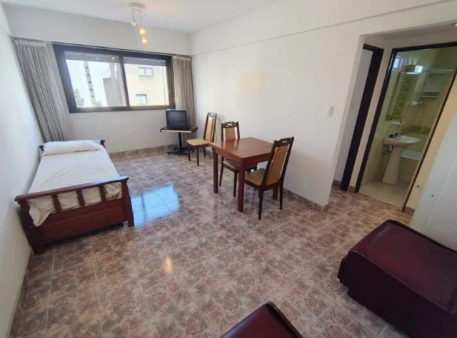 Departamentos, pisos y semipisos en Venta — Tucumán 2550