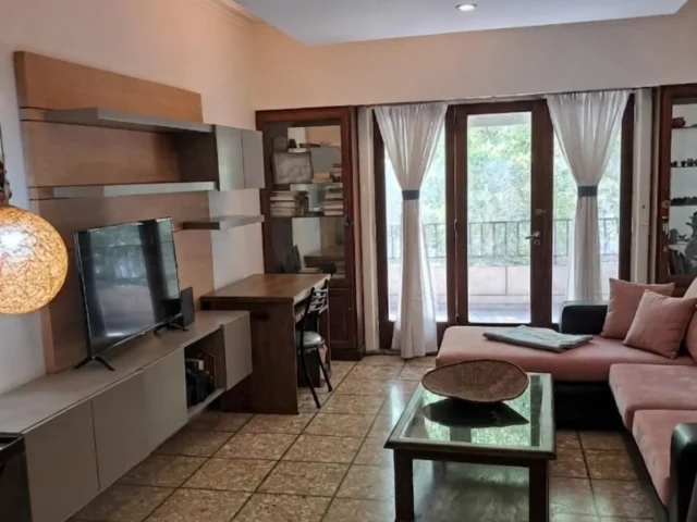 Departamentos, pisos y semipisos en Venta — Av. Colón 2184
