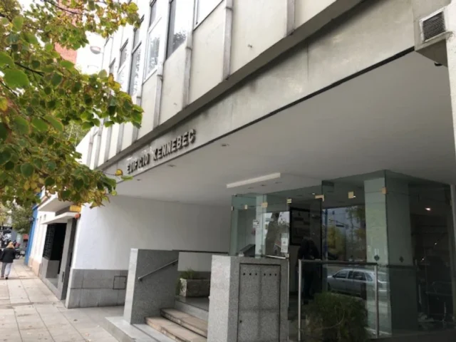 Oficinas en Venta — Colon 3130