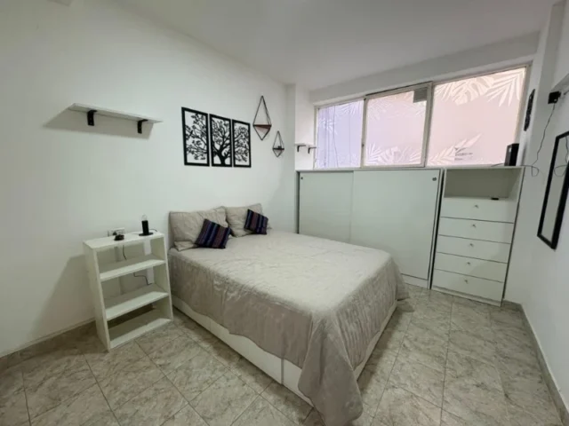 Departamentos, pisos y semipisos en Alquiler por Día — Luro 2332