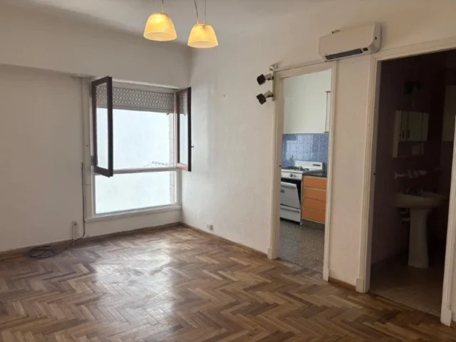 Departamentos, pisos y semipisos en Alquiler — Belgrano 2800