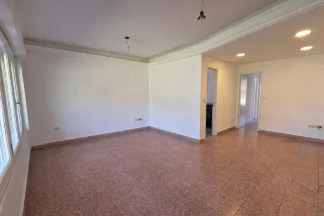 Casas, chalets en Alquiler — Cataluña 4700