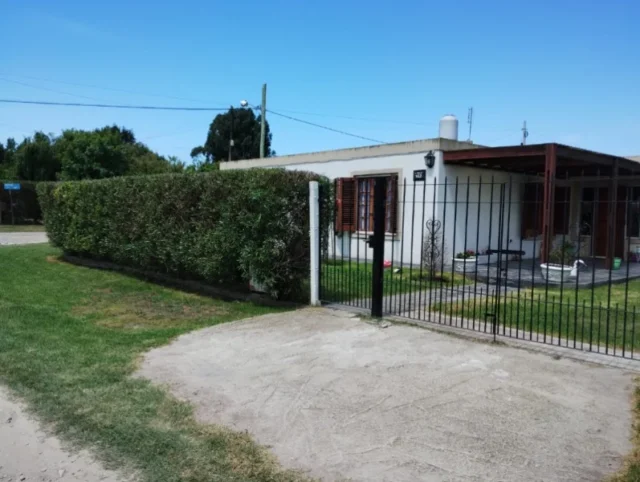 Casas, chalets en Alquiler — Gallo 100