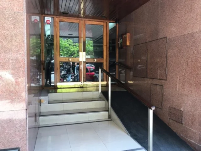 Departamentos, pisos y semipisos en Venta — INDEPENDENCIA 1100