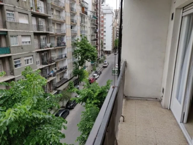 Departamentos, pisos y semipisos en Venta — BOLIVAR 2300