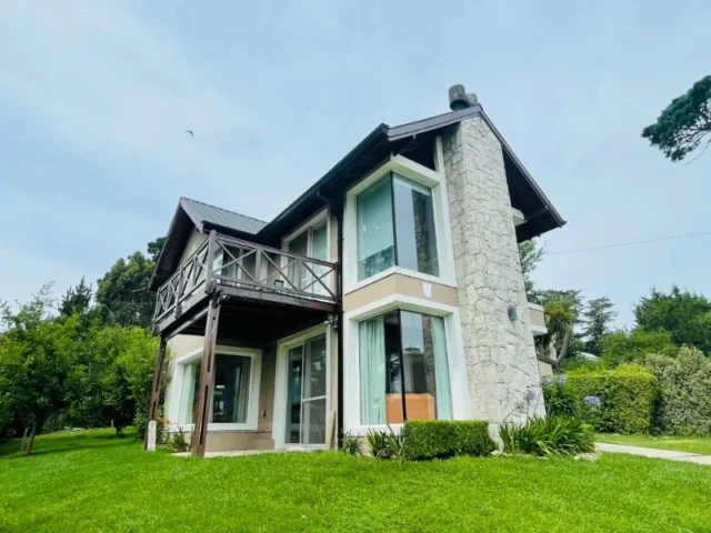 Casas, chalets en Venta — SIERRA DE LOS PADRES