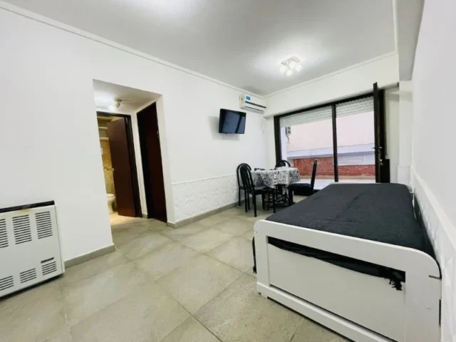 Departamentos, pisos y semipisos en Venta — LA RIOJA 1200