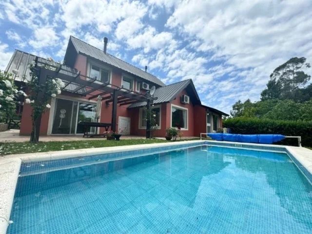 Casas, chalets en Venta — CALLE LUIS 100