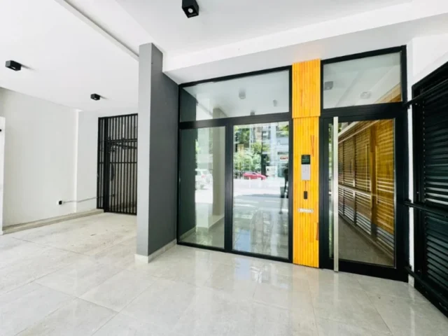 Departamentos, pisos y semipisos en Venta — AV COLON 3000