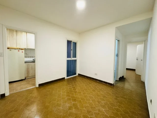 Departamentos, pisos y semipisos en Venta — ENTRE RIOS 2100